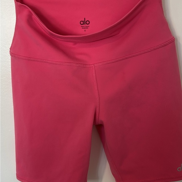 Alo Yoga Hot Pink Workout Set - Picture 3 of 4